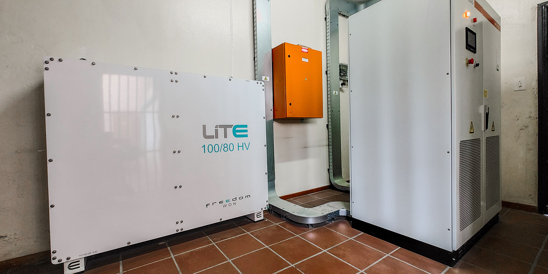 Home energy storage with Tesla Powerwall 2